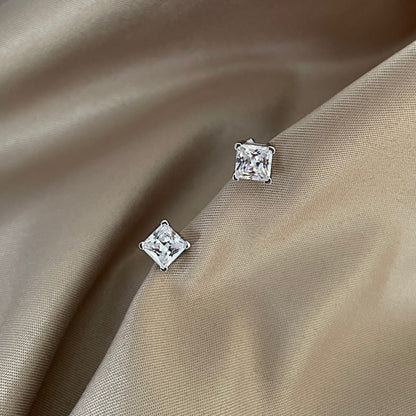 [GALE]Delicate Square Shape Earrings