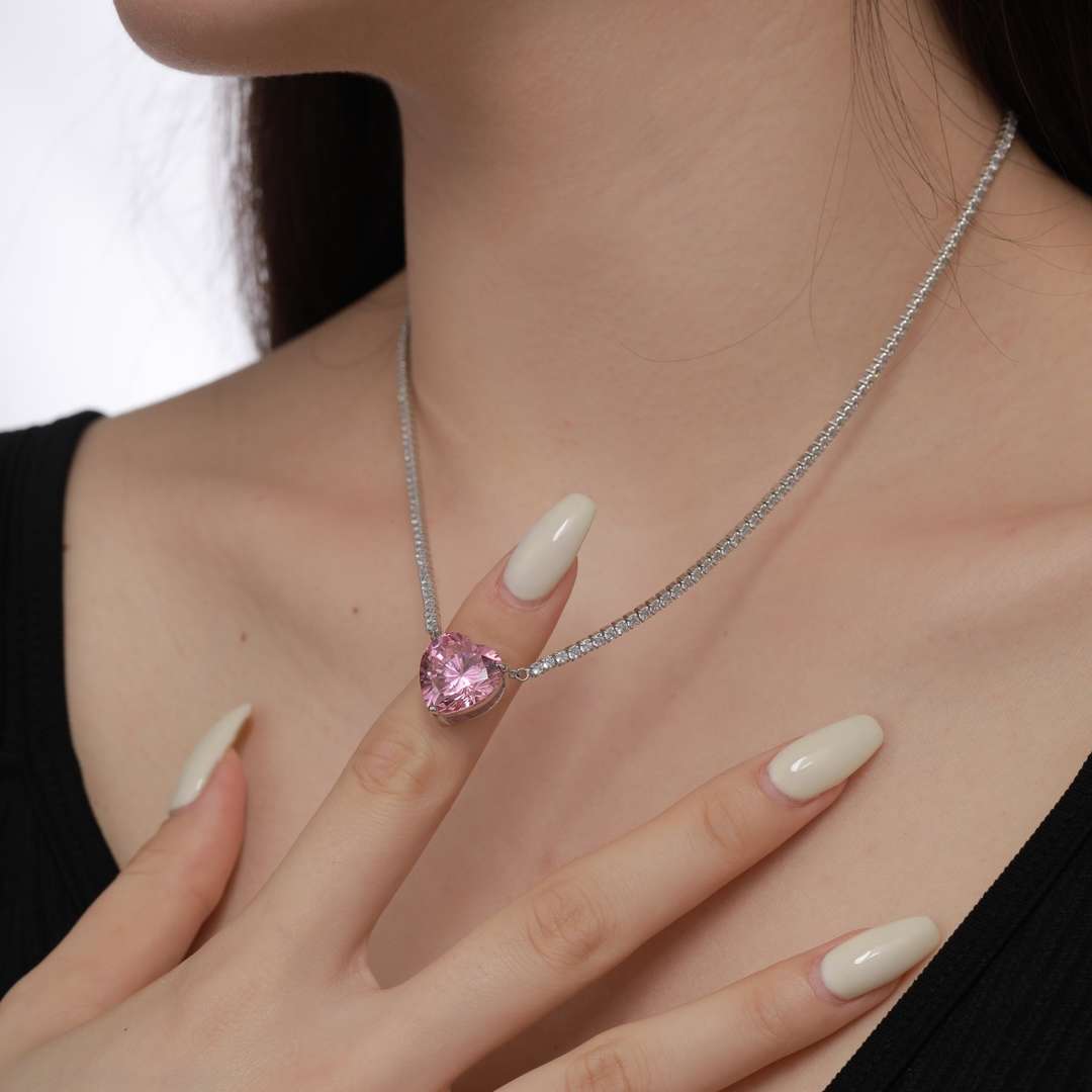 [NEU] 8,0 Karat Vielseitige, farbenfrohe, herzförmige Tennis-Halskette