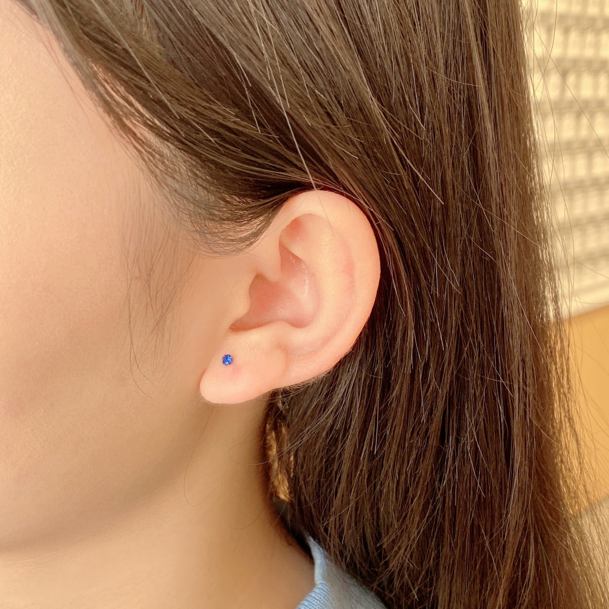 [NOVO]繊細なソリティアイヤリング