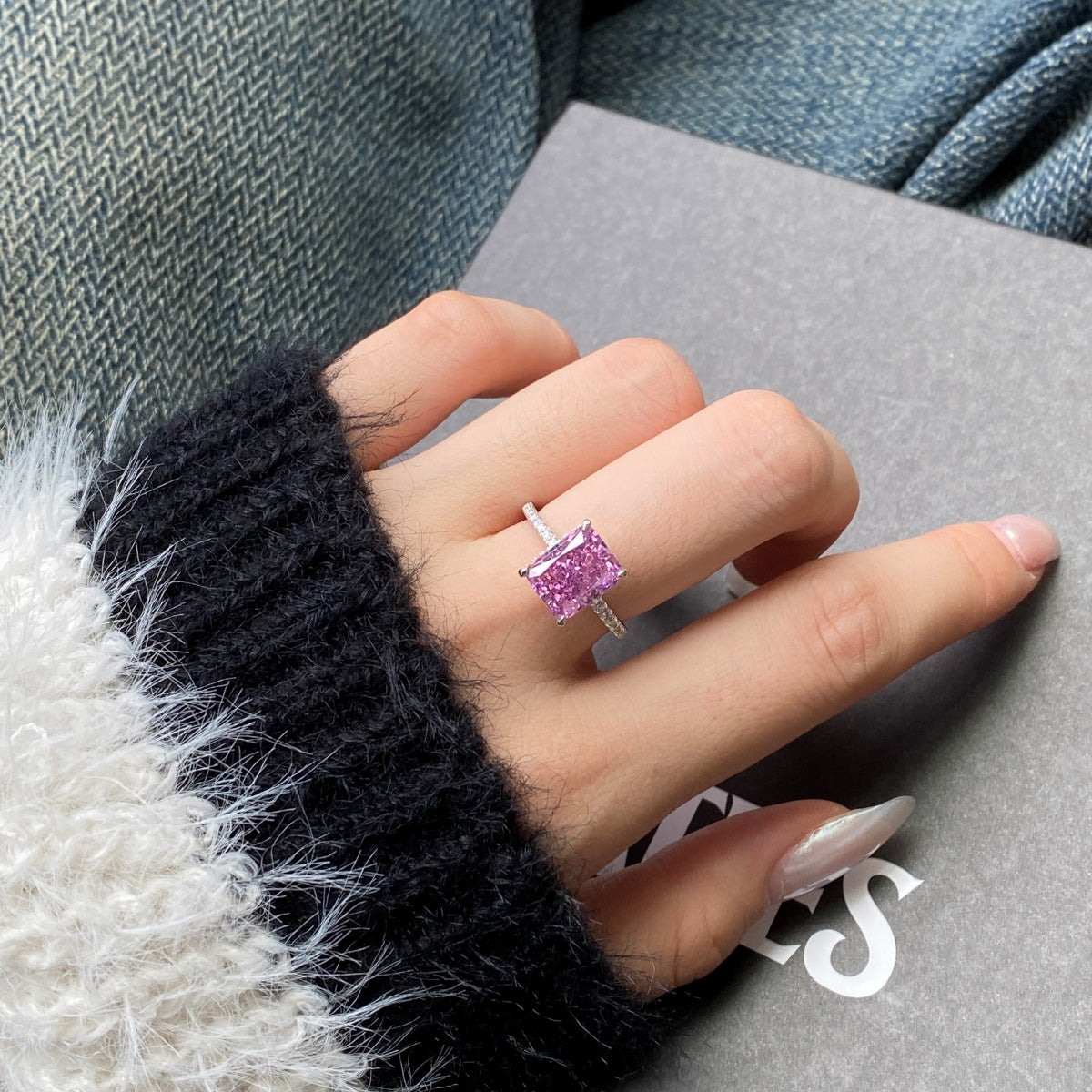 [NOVO]4.0カラットのラグジュアリーエンゲージリング