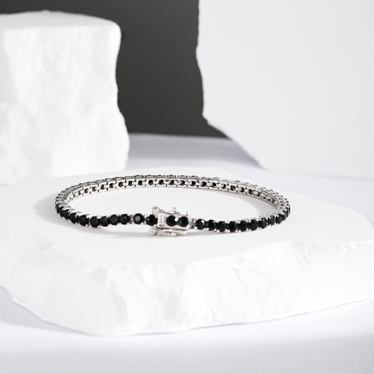 [NOVO]輝くカラフルなラウンドカットパーティーブレスレット