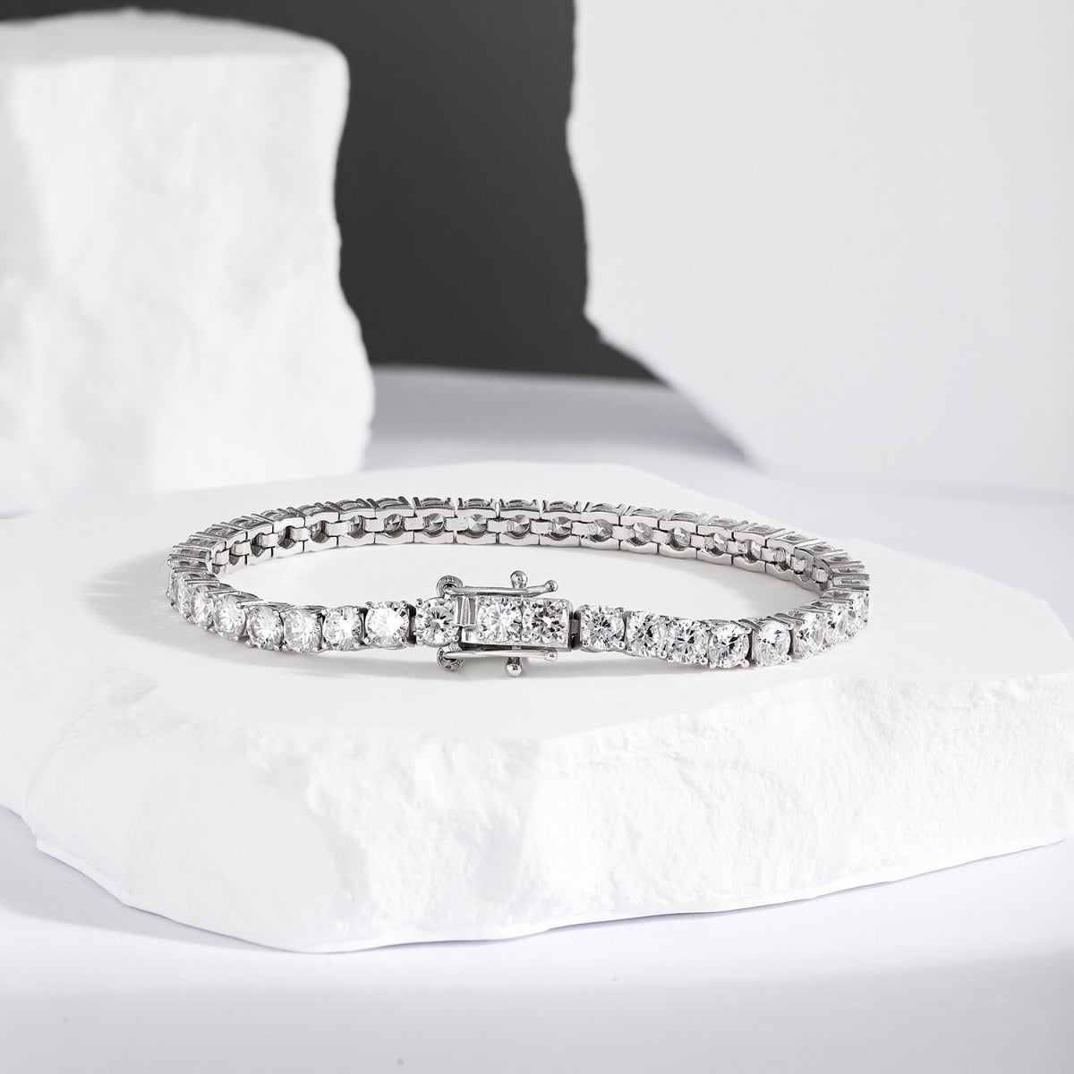 [NOVO] Strahlendes, farbenfrohes, rundes Party-Armband