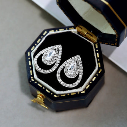 [NOVO]きらめく繊細なウォータードロップシェイプのデイリーピアス