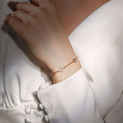 [NOVO]ゴストシェイプ＆ラウンドシェイプネックレス