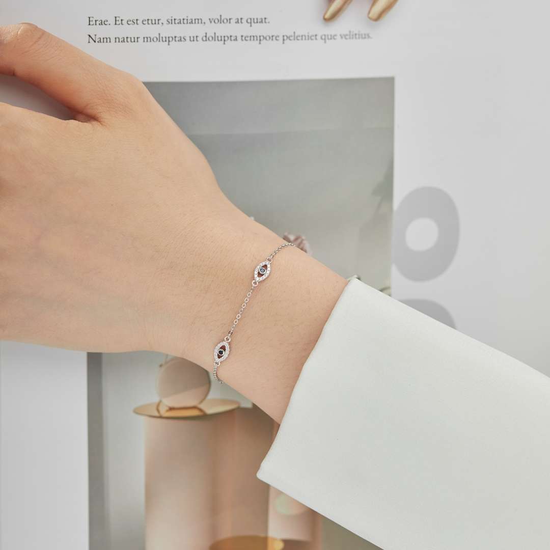 [NOVO]イーブルアイシェイプペンダントネックレス