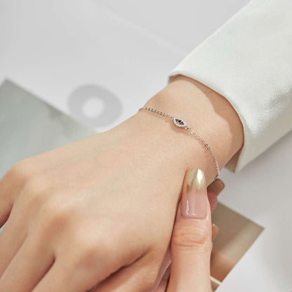 [NOVO]イーブルアイシェイプネックレス