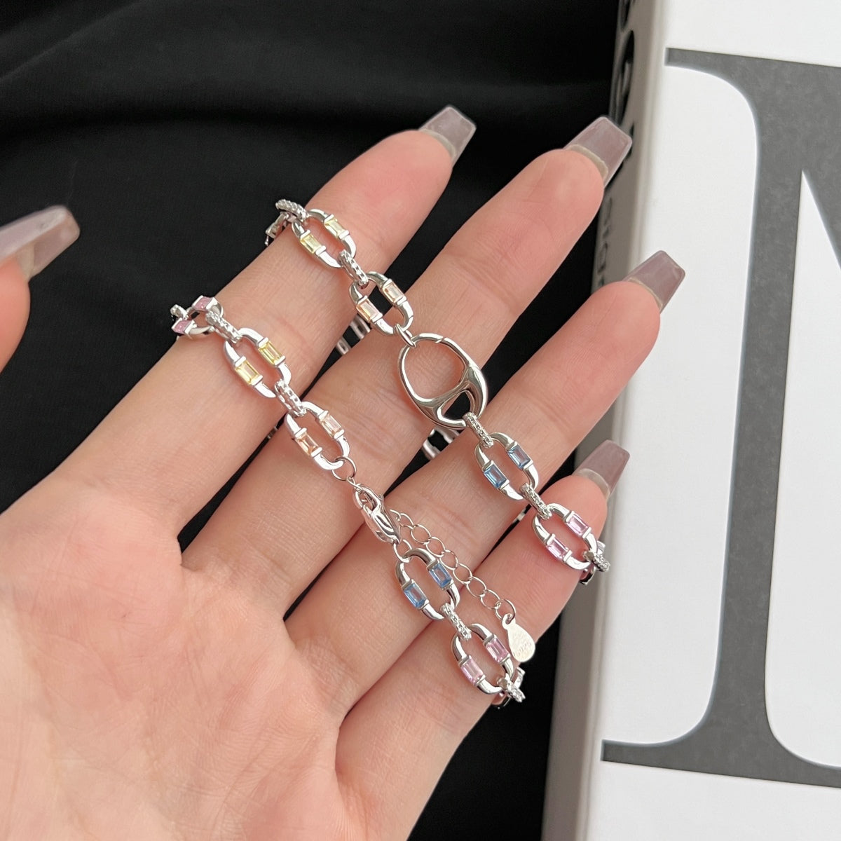 [NOVO] Funkelndes, farbenfrohes Alltagsarmband