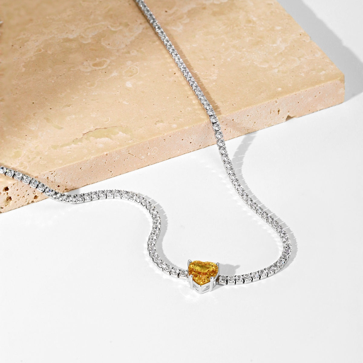 [NEU] 2,0 Karat funkelnde Halskette im Tennisherzschliff