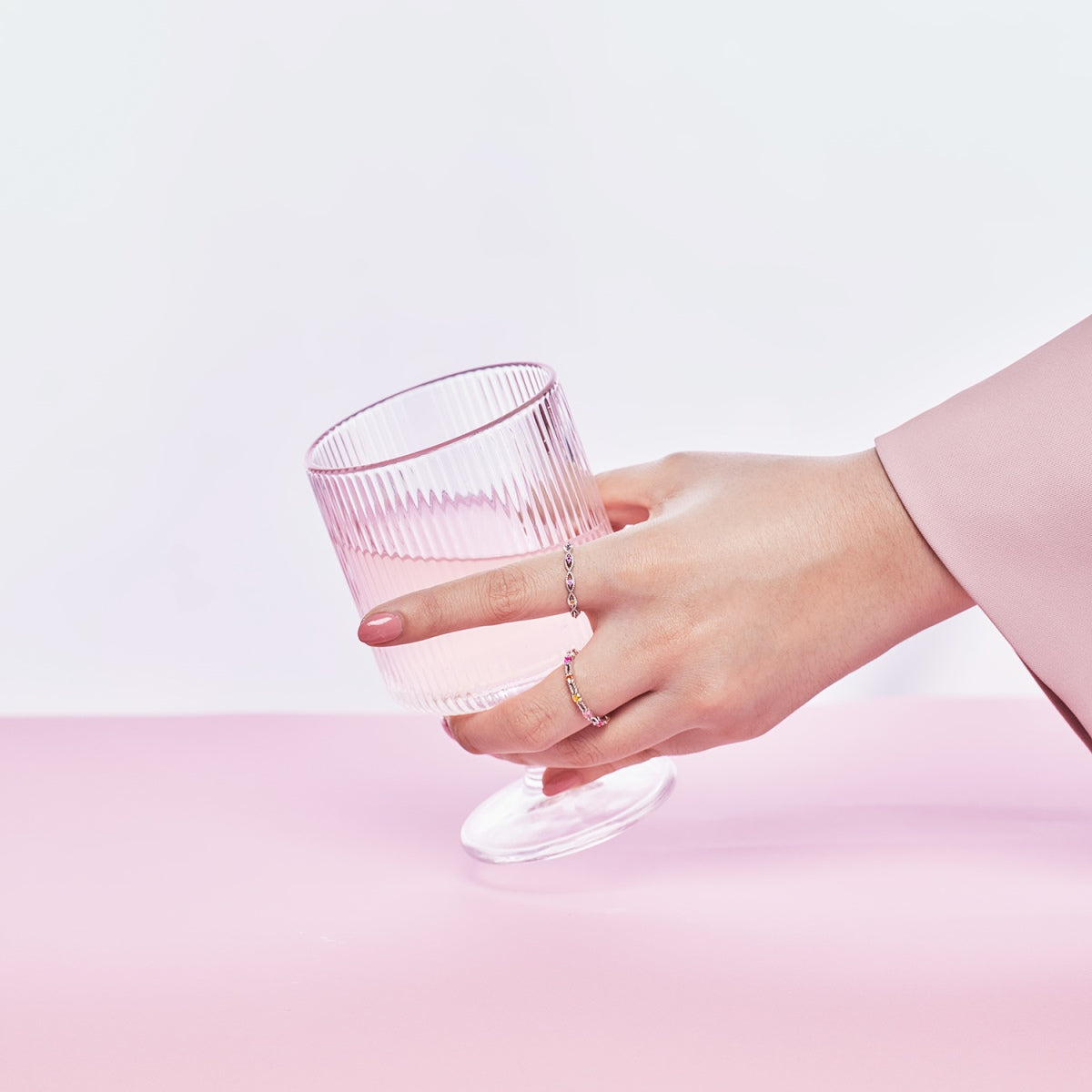 [NOVO]キラキラ輝くカラフルなラウンドカットテニスリング