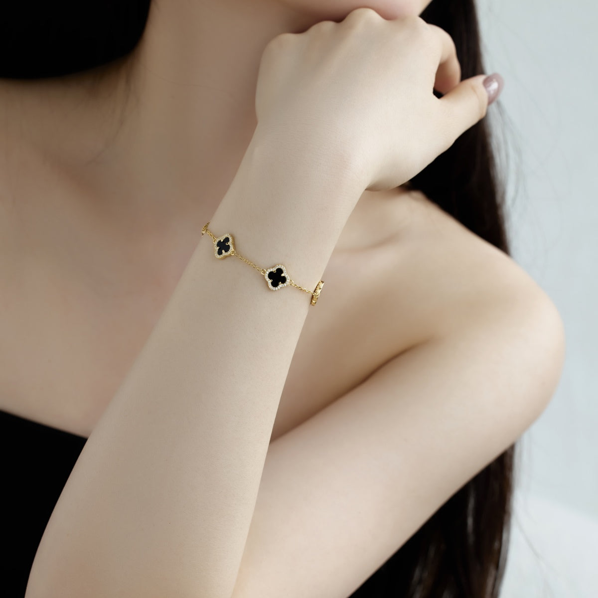 [NEU] Exquisites Armband mit vierblättrigem Kleeblatt