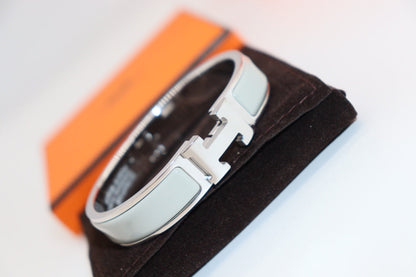 [GALE]H LIGHT BLUE BRACELET