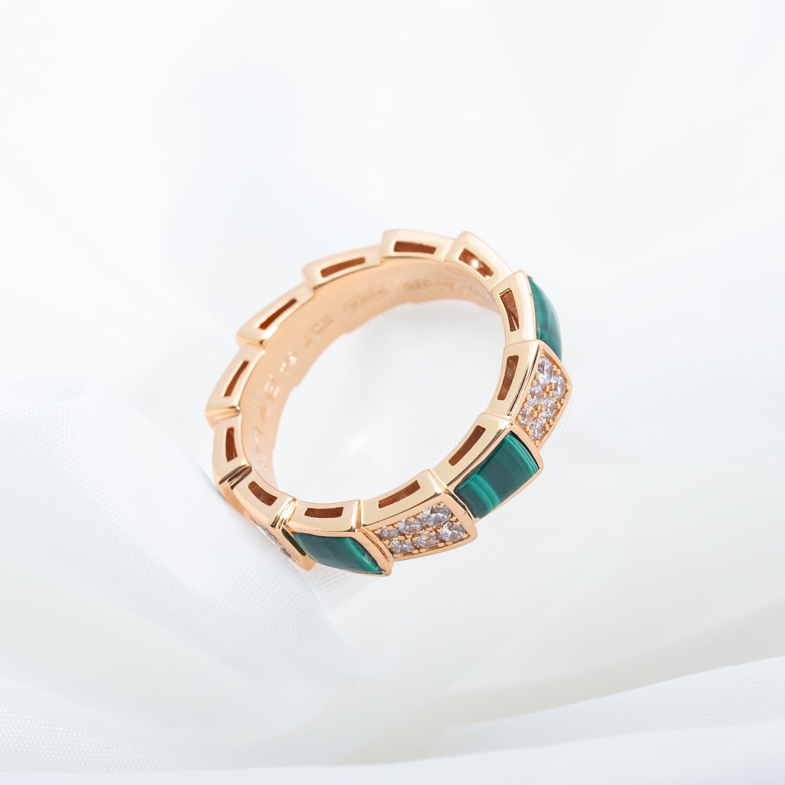 [GALE]SERPENTI RING PINK GOLD MALACHITE DIAMOND PAVED 4MM