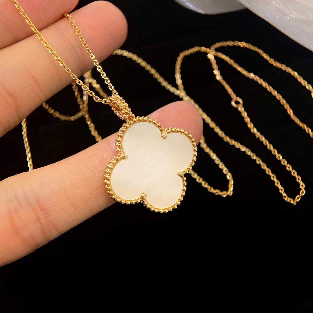 [GALE]CLOVER 25MM MOP LARGE PENDANT NECKLACE