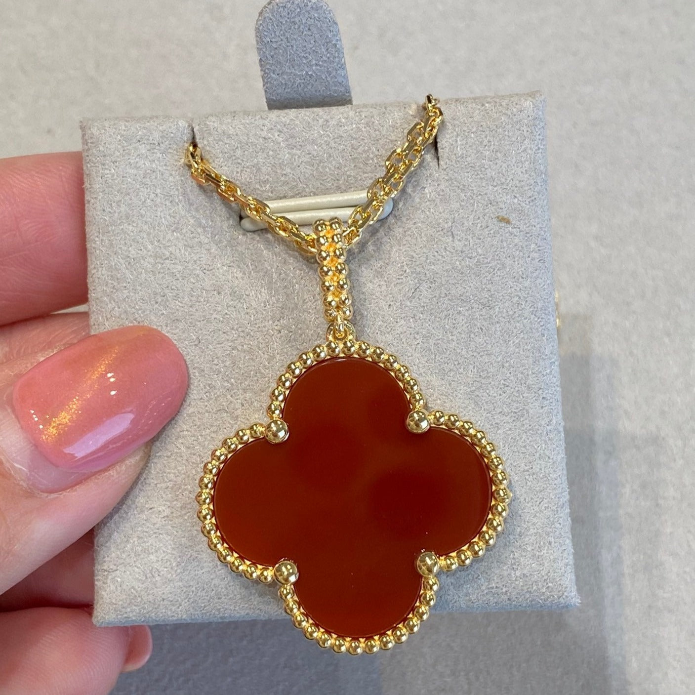 [GALE]CLOVER 25MM NECKLACE GOLD CARNELIAN
