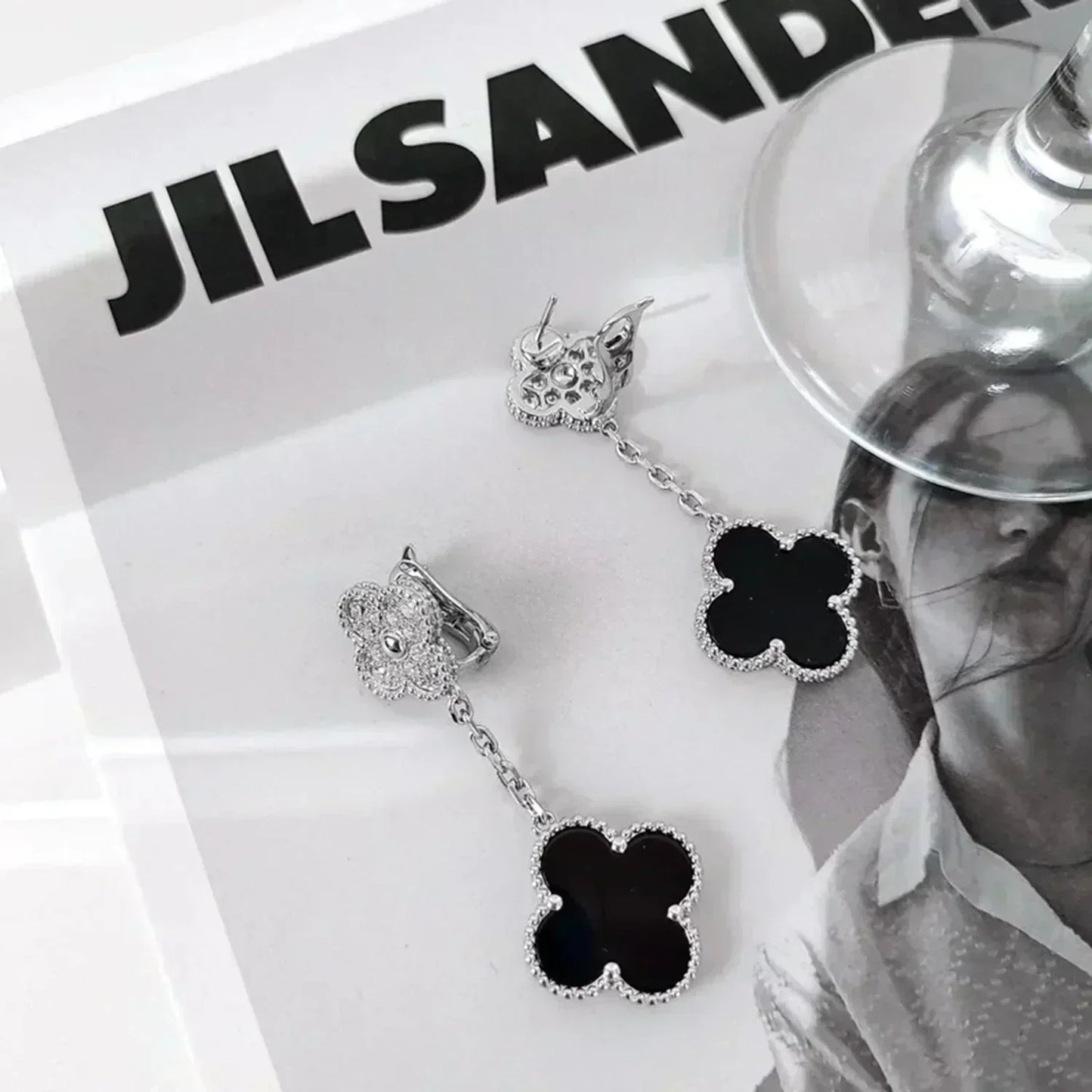 [NOVO]クローバー 2モチーフ ダイヤモンド オニキス イヤリング シルバー