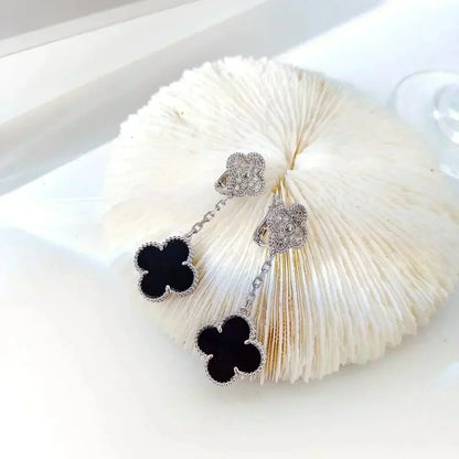 [NOVO]クローバー 2モチーフ ダイヤモンド オニキス イヤリング シルバー