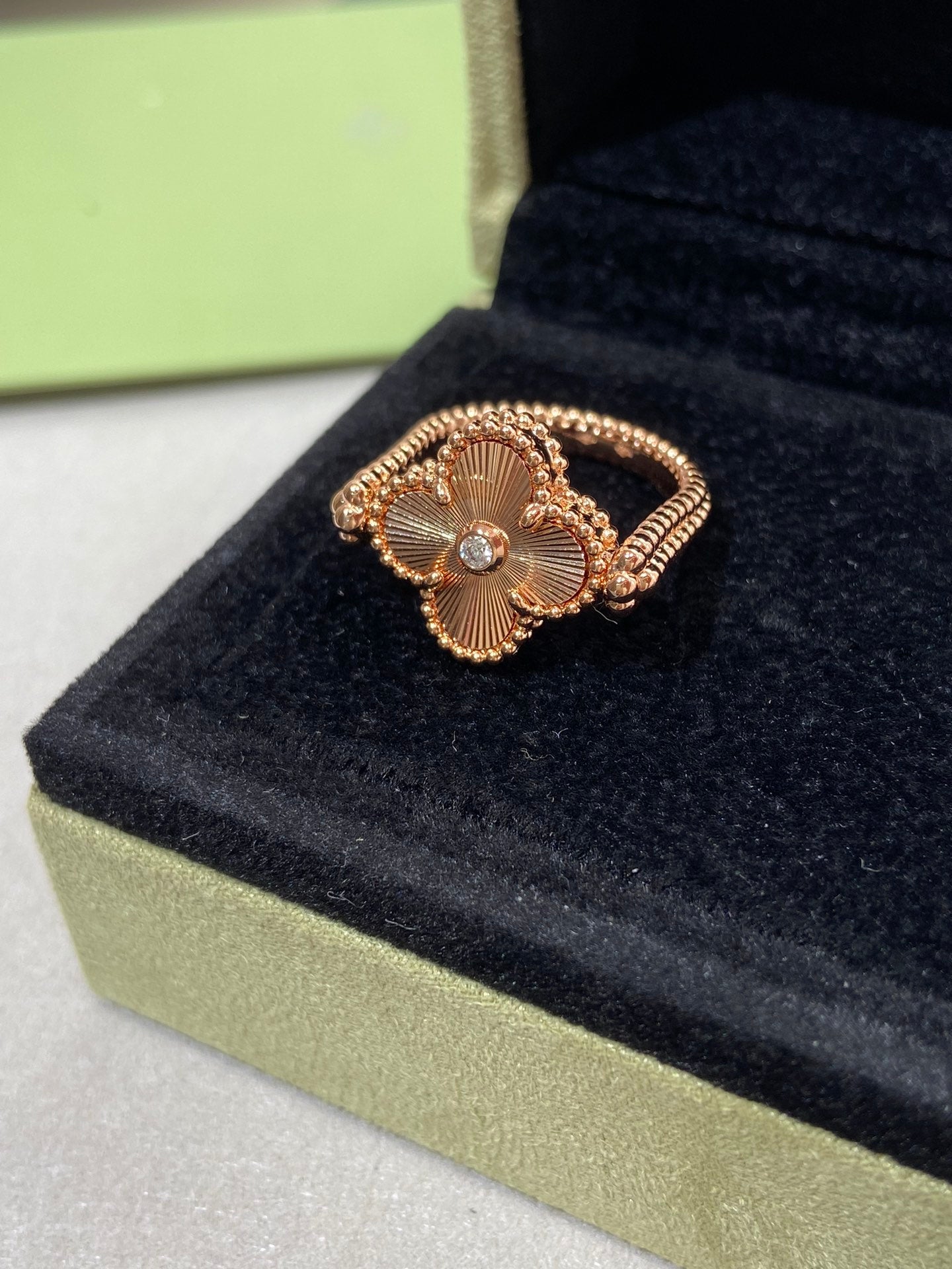 [GALE]CLOVER RIVERSIBLE ROSE GOLD RING
