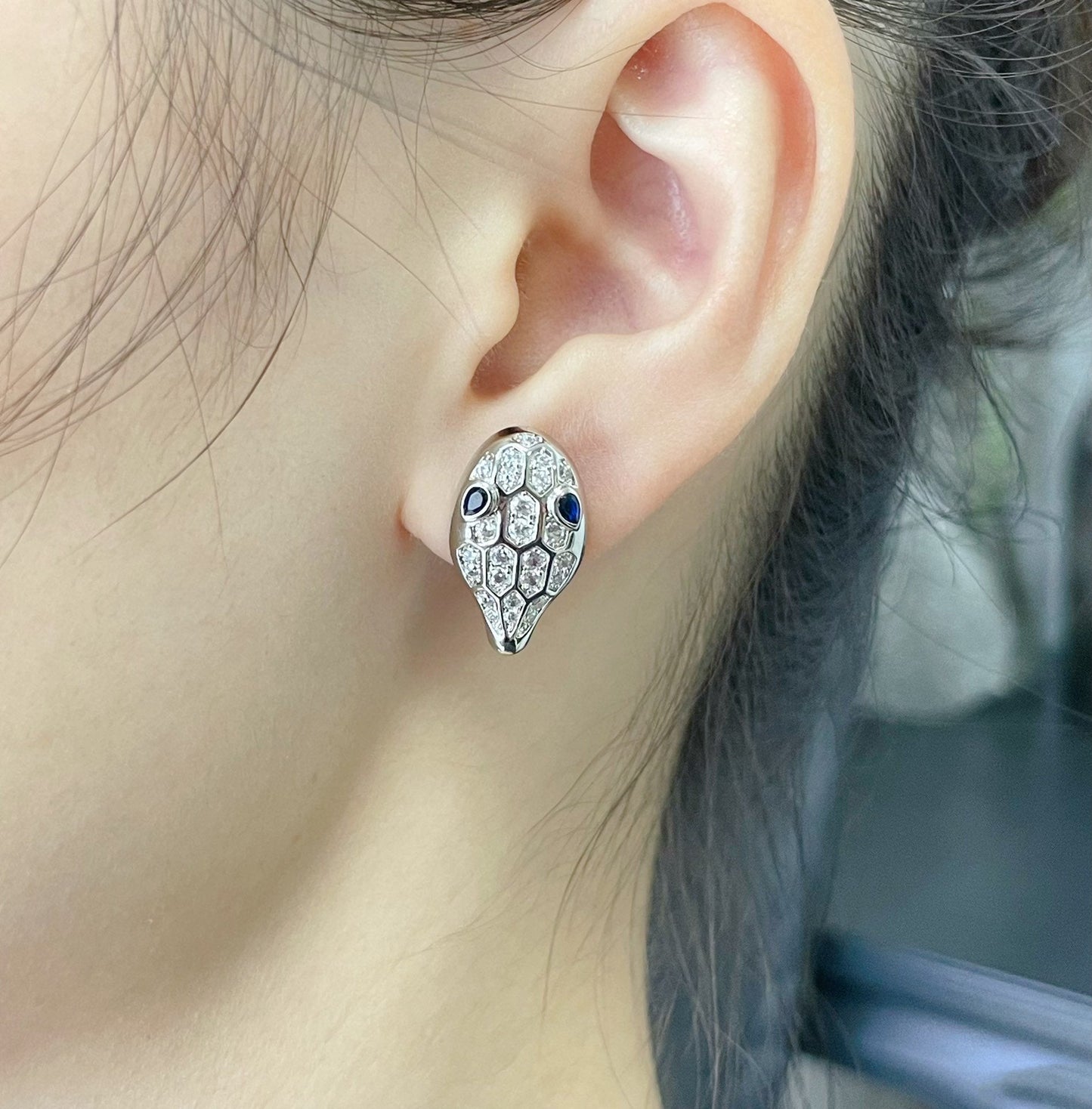 [GALE]SERPENT DIAMOND STUD EARRINGS