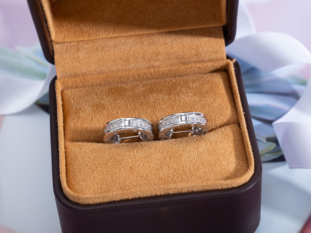 [GALE]ZERO 1 MINI SILVER DIAMOND EARRINGS