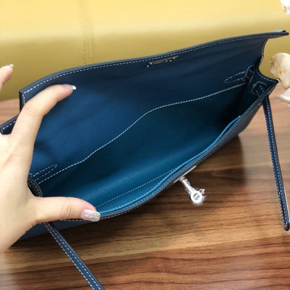 HM Kelly Cut 31cm Blue Swift Leather Shw