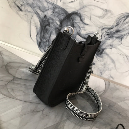 HM EVELYNE MINI 18 BLACK TOGO