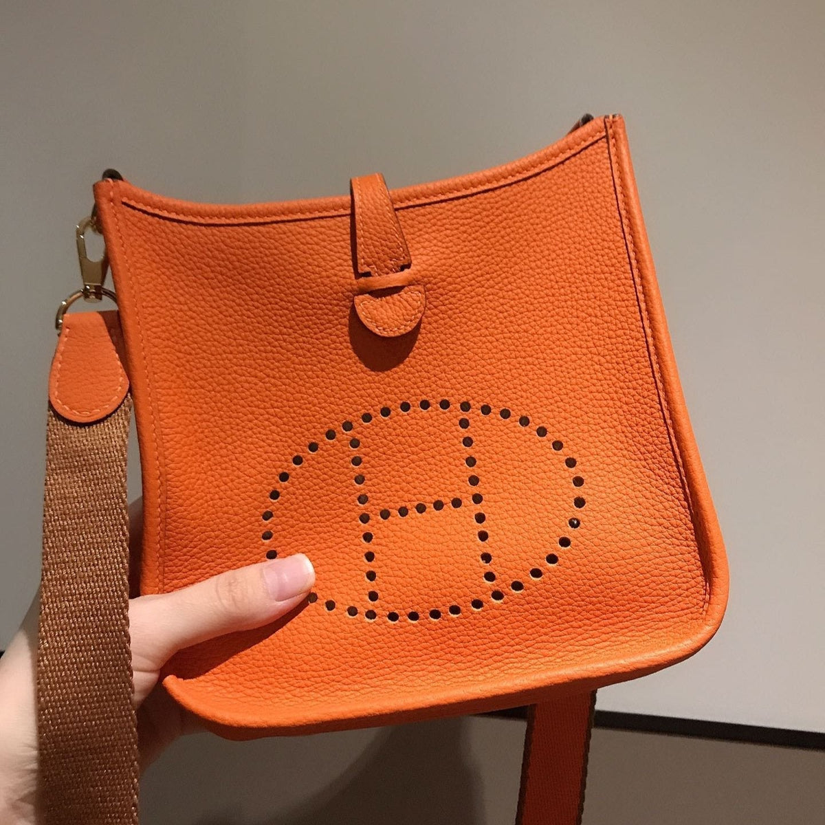 HM EVELYNE MINI 18 ORANGE TOGO