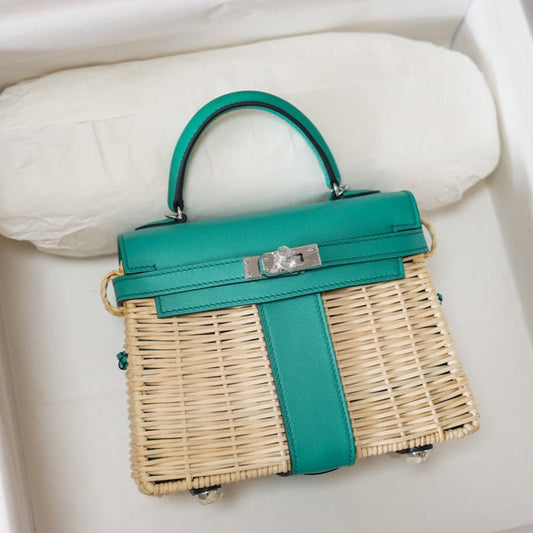 HM Kelly 20 Picnic Kelly Vert Verone Bamboo And Rattan