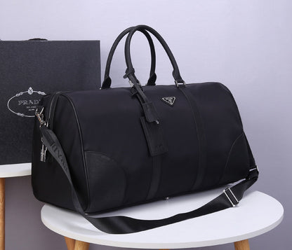 PRA 55 TRAVEL BAG IN BLACK WATERPROOF FABRIC
