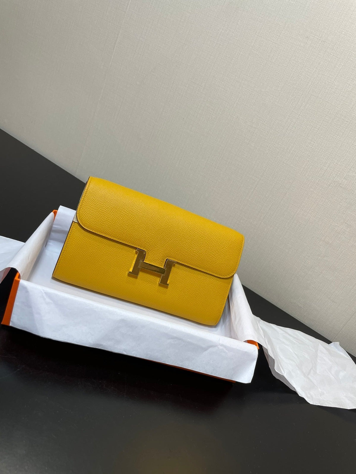 CONSTANCE TO GO 20.5 YELLOW EPSOM GOLD HARDWARE