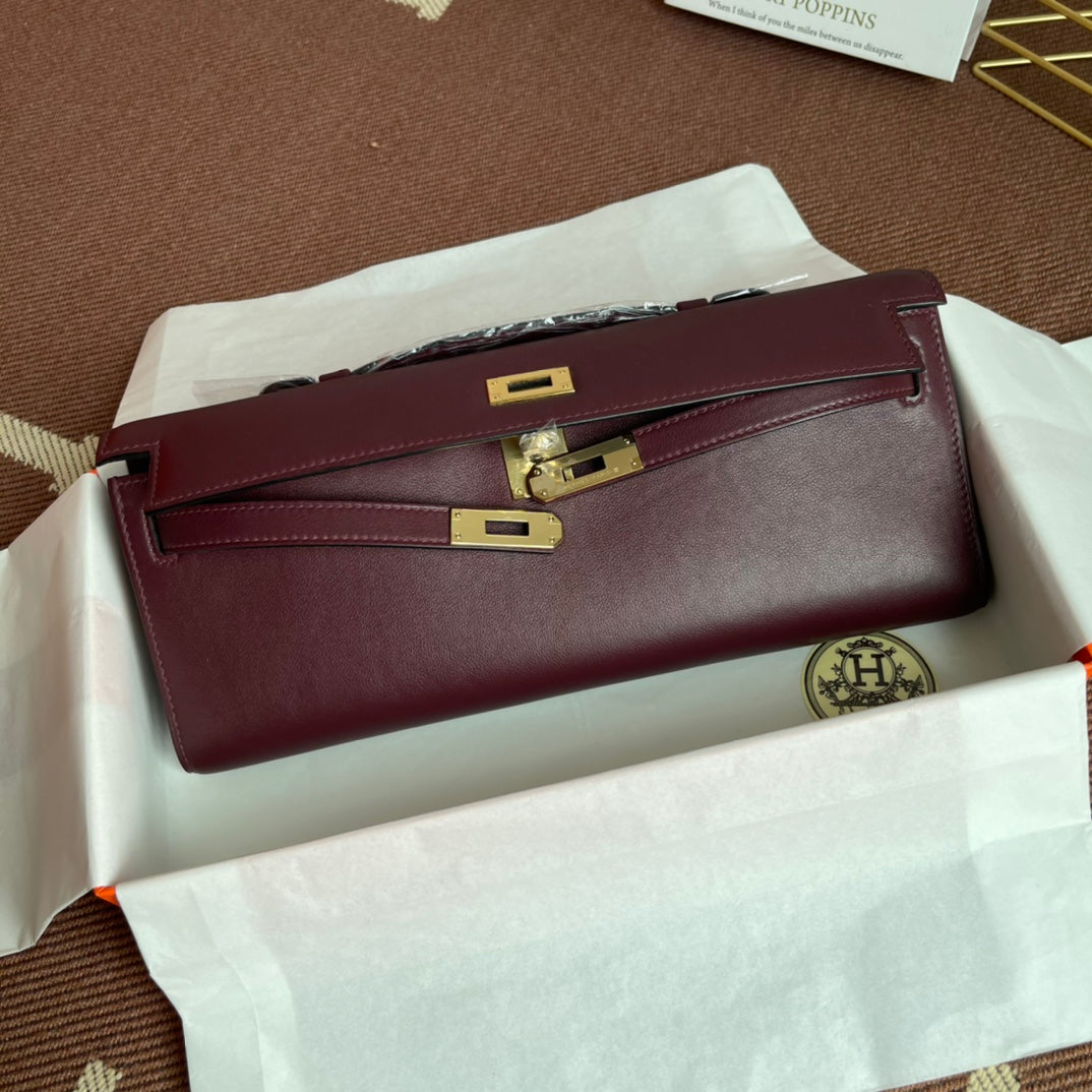 HM Kelly Cut 31cm Maroon Swift Leather Ghw
