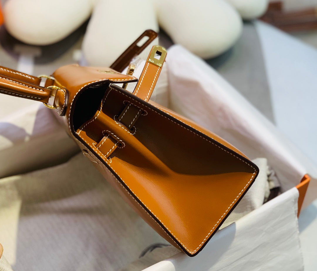 KELLY MINI 20 BAG IN BRONZE BROWN SMOOTH CALFSKIN WITH GOLD HARDWARE (MADE - TO - ODER)