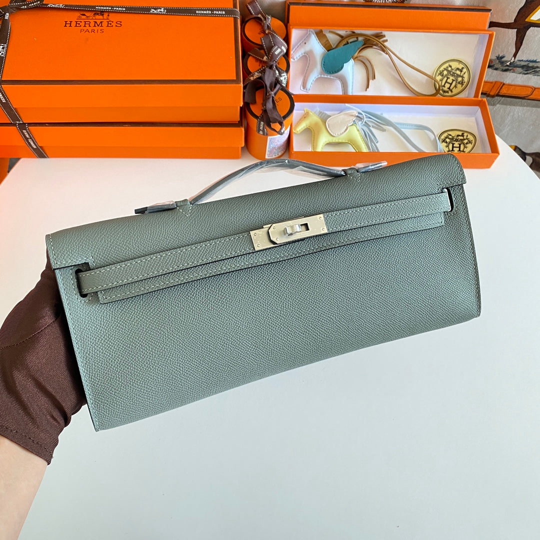 HM Kelly Cut 31 Ash Grey Epsom Leather Silver Hardware 229039