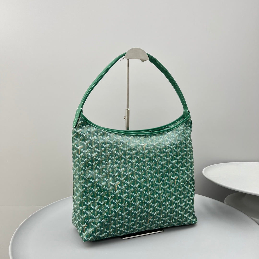 HOBO BOHÉME 34 IN GREEN GOYARDINE CANVAS AND CALFSKIN