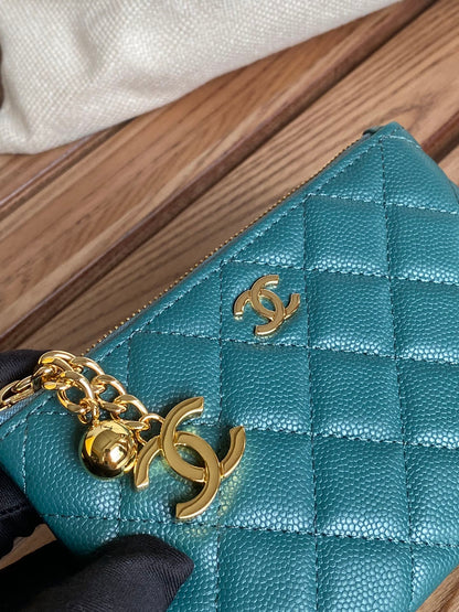 cc zipped wallet 14cm dark green caviar gold hardware