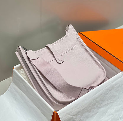 Evelyne 29cm Light Pink Togo Silver Hardware