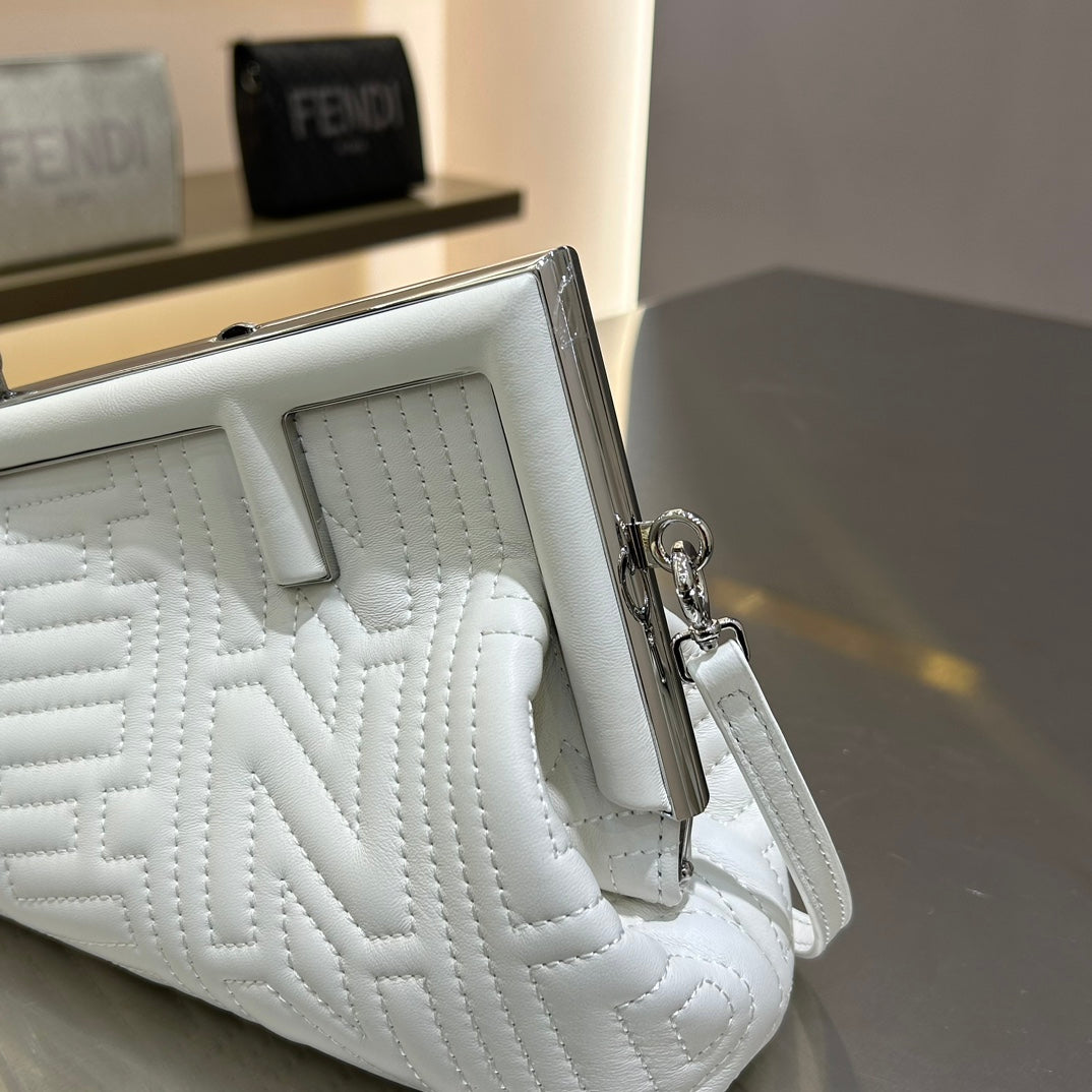 FENDI FIRST MINI 25 IN WHITE CALFSKIN BAG SILVER HARDWARE