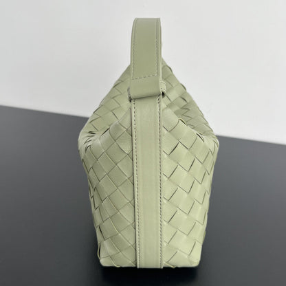 WALLACE 22 BAG LIGHT GREEN CALFSKIN