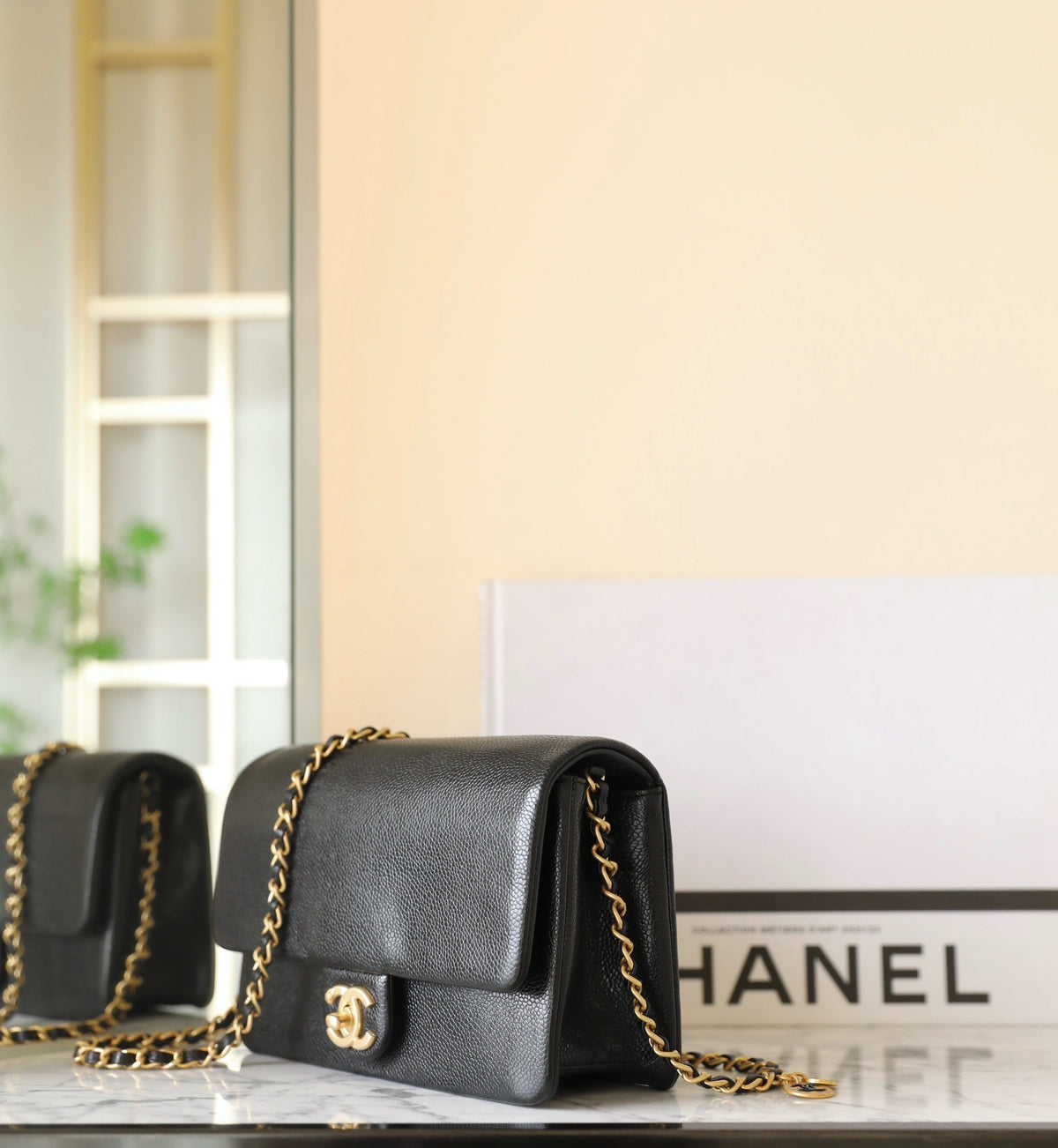 CC 24K Flap Bag 23cm Black Grained Calfskin Gold Hardware