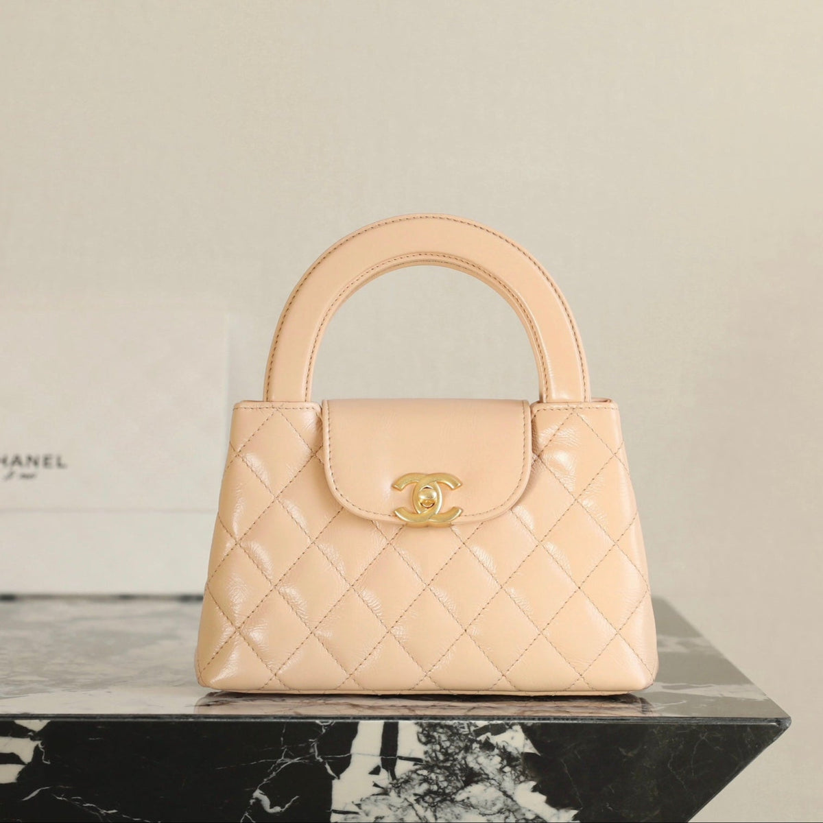 CC 24K Nano 19cm Kelly Shopper Bag Beige Patent Lambskin