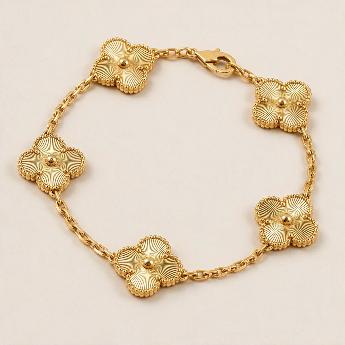[GALE] Clover & Love & Juste 3-Piece Gold Bracelet Stack Set