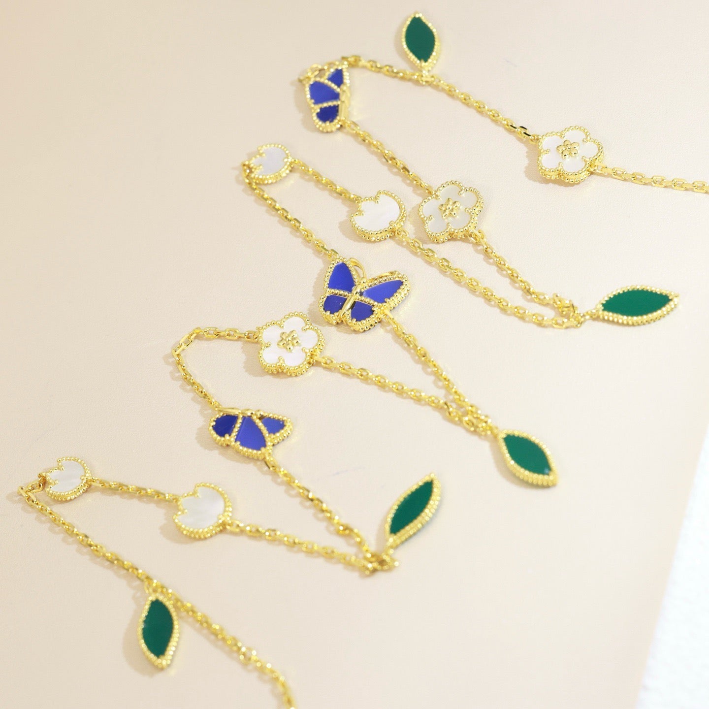 [GALE]LUCKY SPRING BUTTERFLY 15 FLOWER NECKLACE