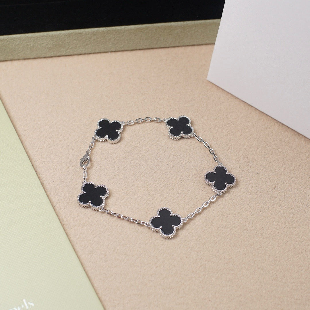 [GALE]CLOVER 5 MOTIF ONYXS  BRACELET SILVER
