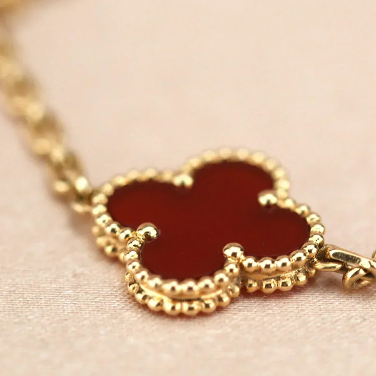 [GALE]Clover & Love Diamond-Paved Radiant Line 2-Piece Bracelet Stack Set