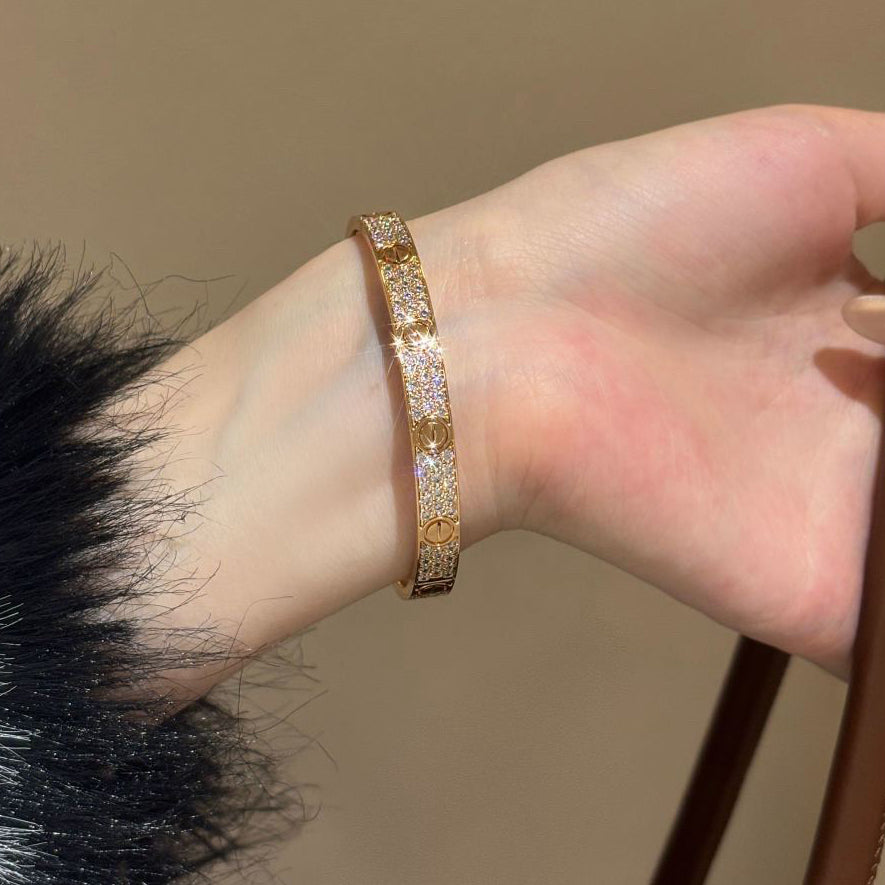 [GALE] LOVE BRACELET 6.1MM DIAMOND-PAVED