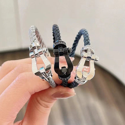 [NOVO]FORCE Großes Hufeisen Volldiamant-Armband Silber