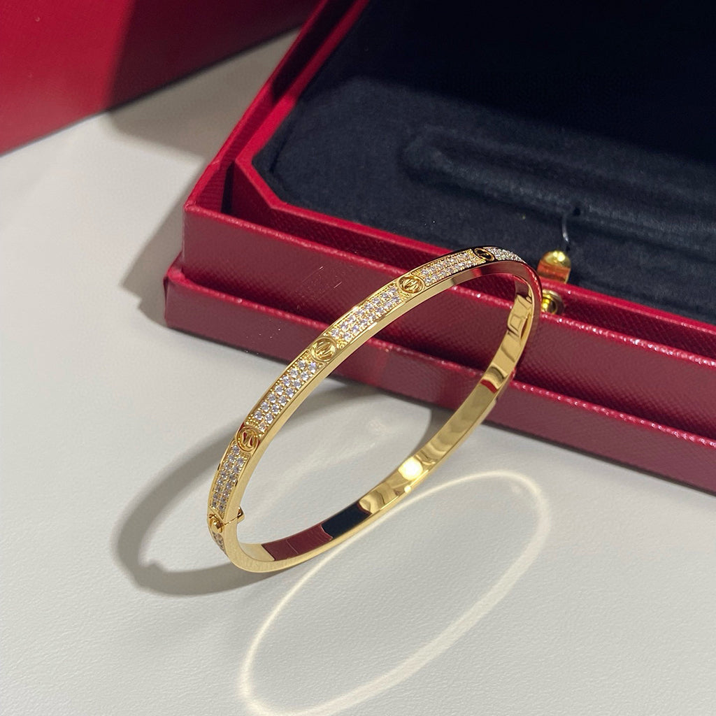 [GALE] JUSTE Diamond & LOVE Diamond-Paved Bracelet Stack Set