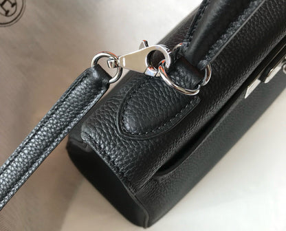 HM KELLY 28CM BLACK TOGO SILVER HARDWARE