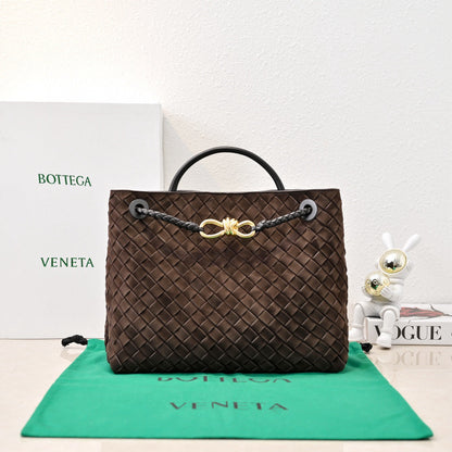 BV Tasche Andiamo 32cm Chocolate Lambskin Suede Ghw