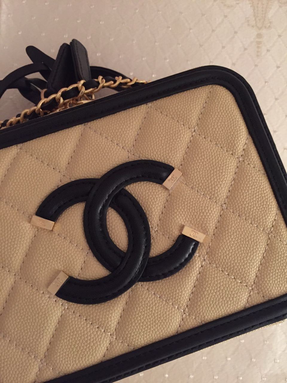 CC Filigree Vanity Case Bag Black Beige Quilted Caviar Leather