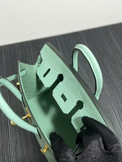 HM BIRKIN 25cm Vert Deau Crocodile Gold Hardware